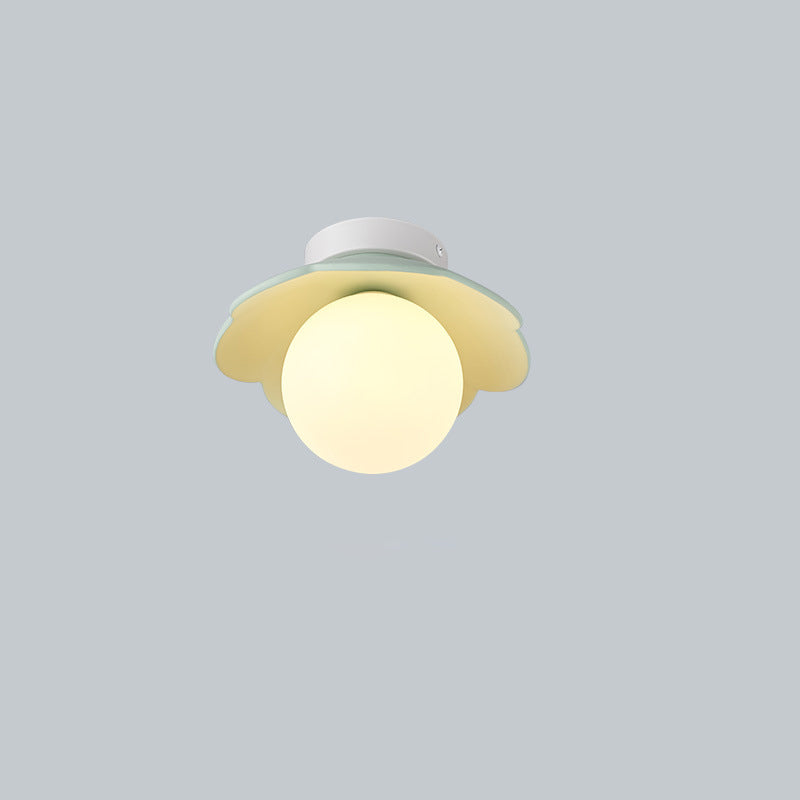 Traditionelle französische Harzblume PE Kugelschirm 1-Licht Semi-Flush Deckenleuchte für Wohnzimmer 