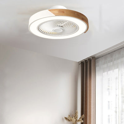 Zeitgenössischer skandinavischer runder Eisen-Massivholz-LED-leiser halb bündiger Deckenventilator mit Licht für das Schlafzimmer 
