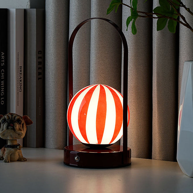 Zeitgenössische kreative Glasball-Schirm Eisen LED tragbare Tischlampe Nachtlicht für das Schlafzimmer 