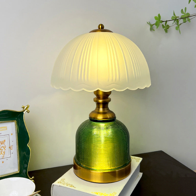 Moderne Übergangslampe mit gefrostetem Glasschirm im Kuppeldesign, 1-Licht Tischlampe für das Arbeitszimmer 