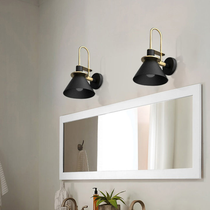 Lampe murale contemporaine scandinave à abat-jour conique géométrique en fer 1 lumière pour salon 