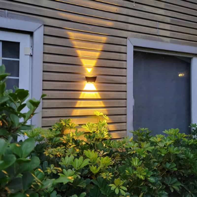 Applique murale contemporaine en aluminium industriel avec arc lumineux LED vers le haut et vers le bas, étanche pour jardin 