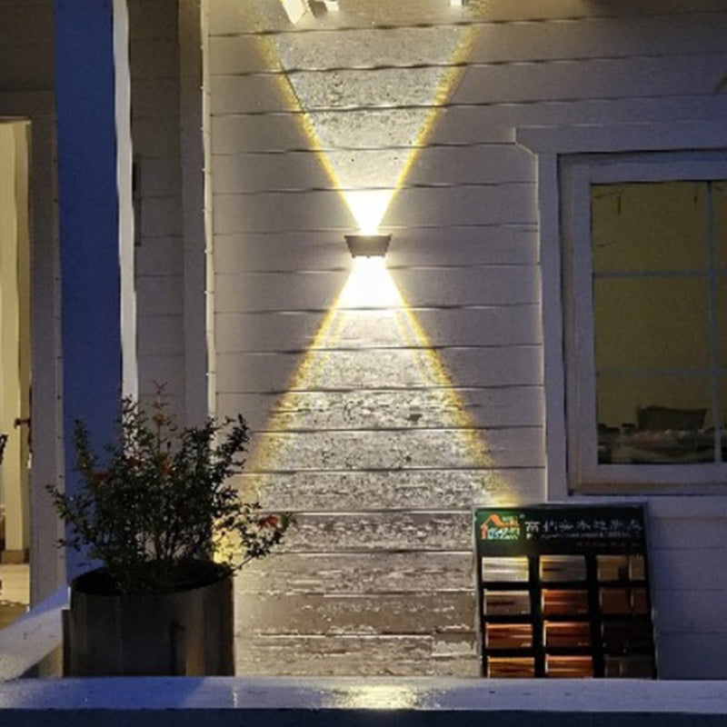 Applique murale contemporaine en aluminium industriel avec arc lumineux LED vers le haut et vers le bas, étanche pour jardin 