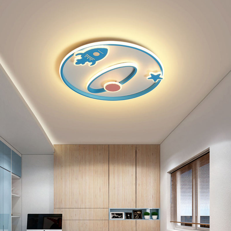 Lumière de plafond moderne en acrylique et fer avec LED intégrée en forme de fusée spatiale pour chambre à coucher 
