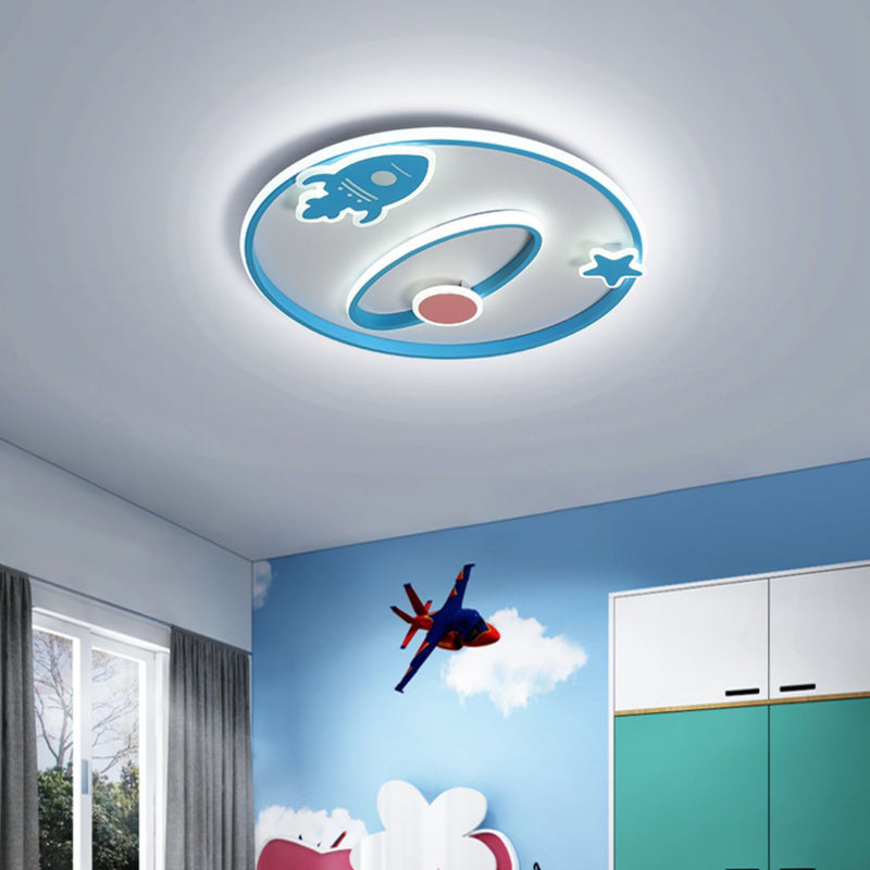 Lumière de plafond moderne en acrylique et fer avec LED intégrée en forme de fusée spatiale pour chambre à coucher 