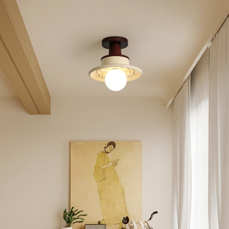 Moderne Übergangs-Deckenleuchte aus massivem Holz mit halbkreisförmigem Schnitzharzschirm, 1-Licht Semi-Flush-Mount für Wohnzimmer 