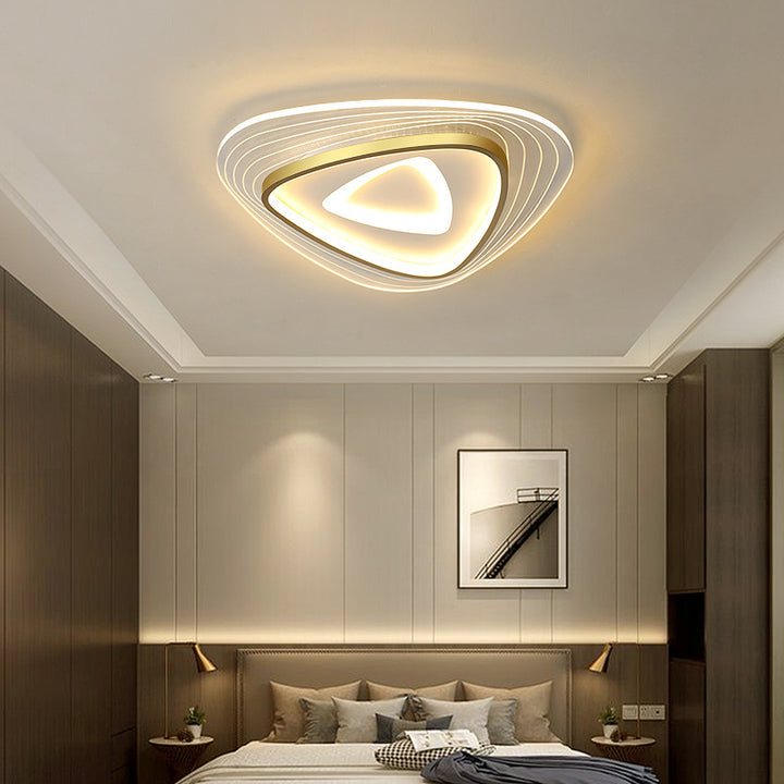 Zeitgenössische Luxus-Mango-Dreieck-Acryl-LED-Deckenleuchte für das Wohnzimmer 