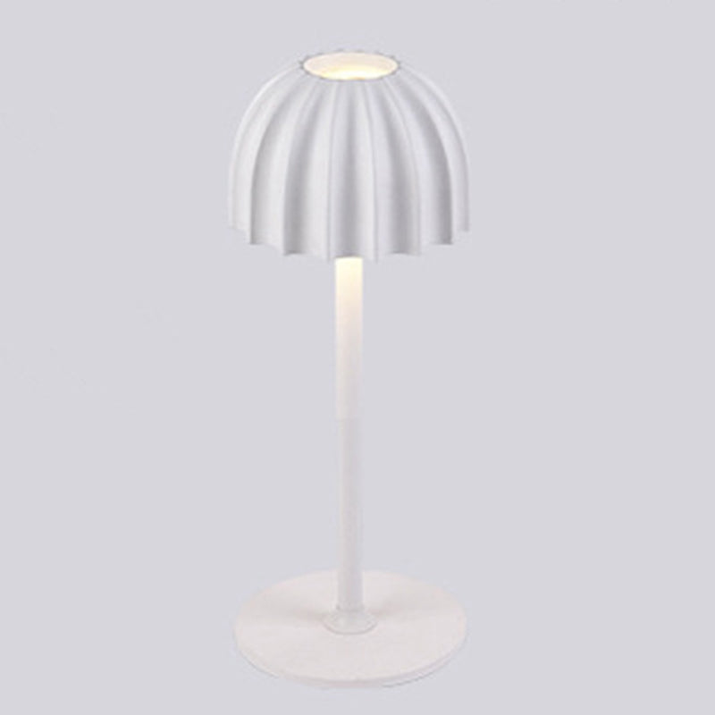 Lampe de table LED USB en forme de parapluie scandinave contemporaine pour chambre à coucher 