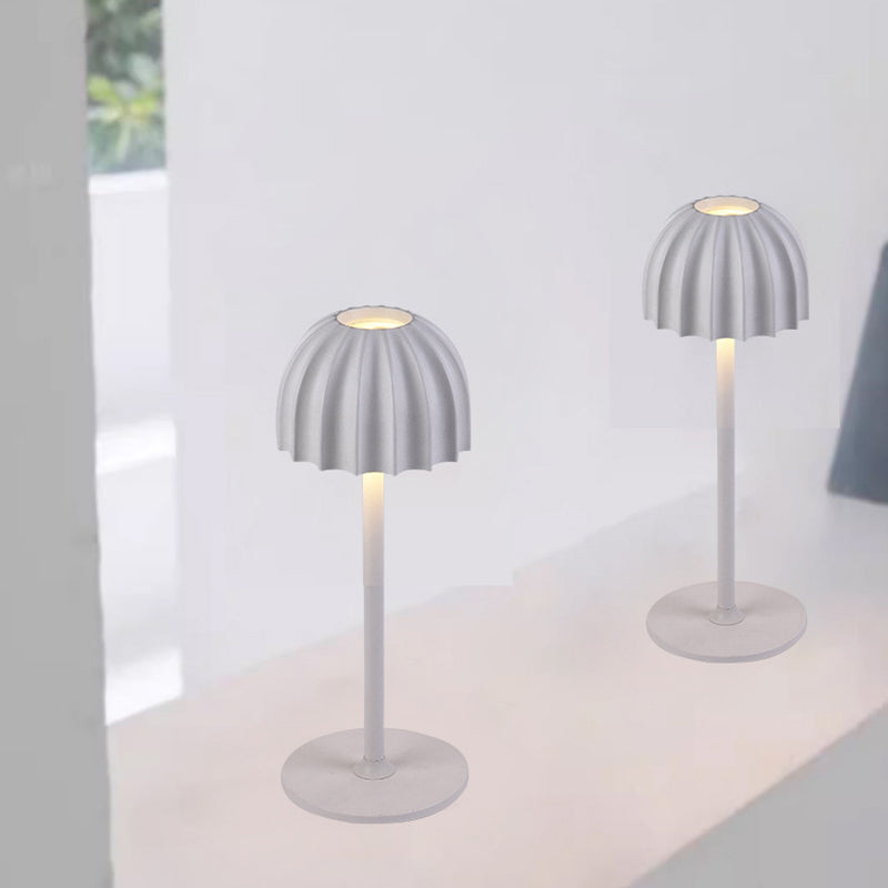 Lampe de table LED USB en forme de parapluie scandinave contemporaine pour chambre à coucher 