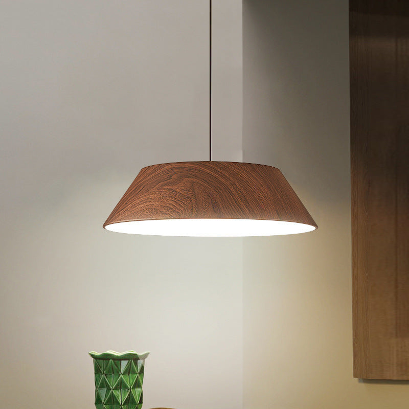 Traditionelle japanische Eisen-Faux-Holzmaserung runde Schirm LED Pendelleuchte für Wohnzimmer 