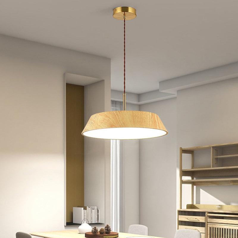 Traditionelle japanische Eisen-Faux-Holzmaserung runde Schirm LED Pendelleuchte für Wohnzimmer 
