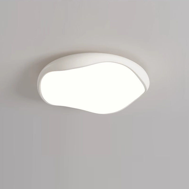 Plafonnier LED rond irrégulier en fer et acrylique crème minimaliste moderne pour chambre 