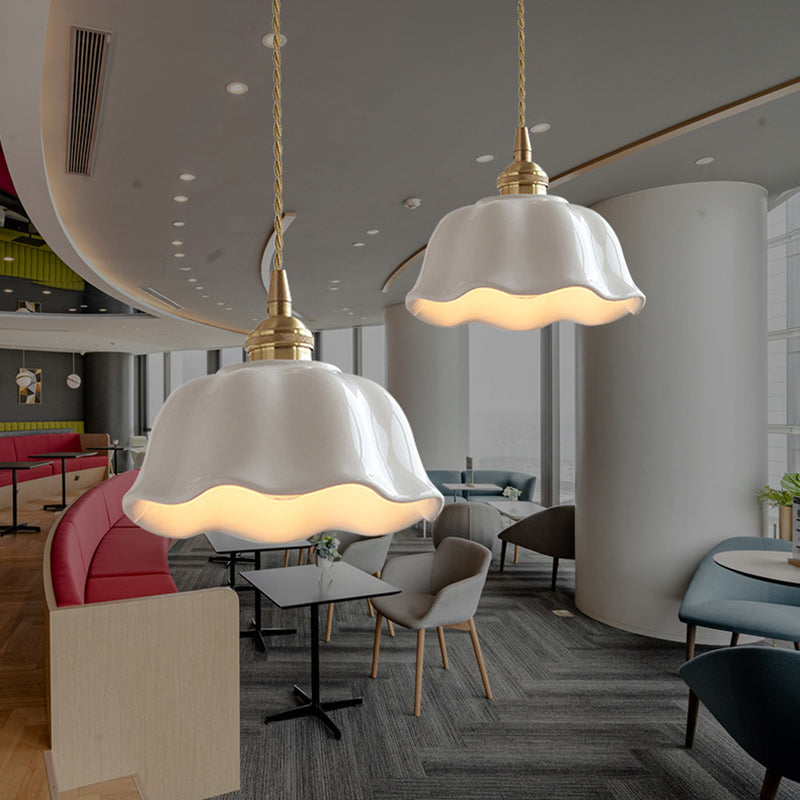Suspension lumineuse moderne scandinave en céramique cuivrée à plis demi-cercle 1 lumière pour chambre 