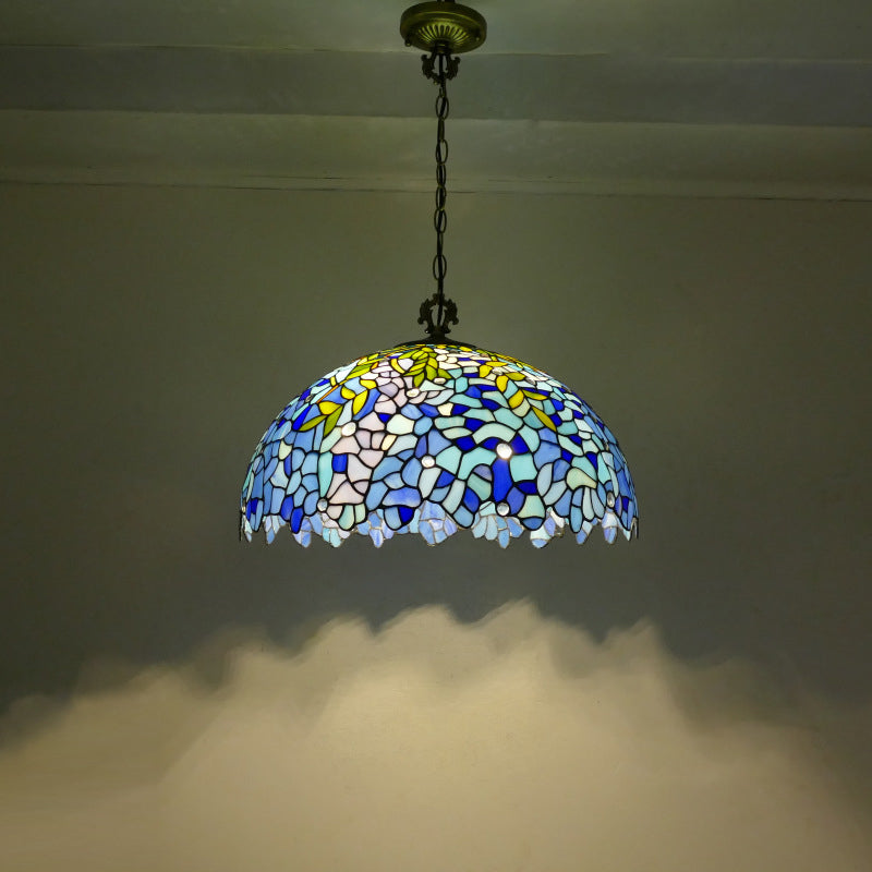 Lustre suspendu à 3 lumières en verre teinté en métal à motif de fleur ronde traditionnelle Tiffany pour chambre 