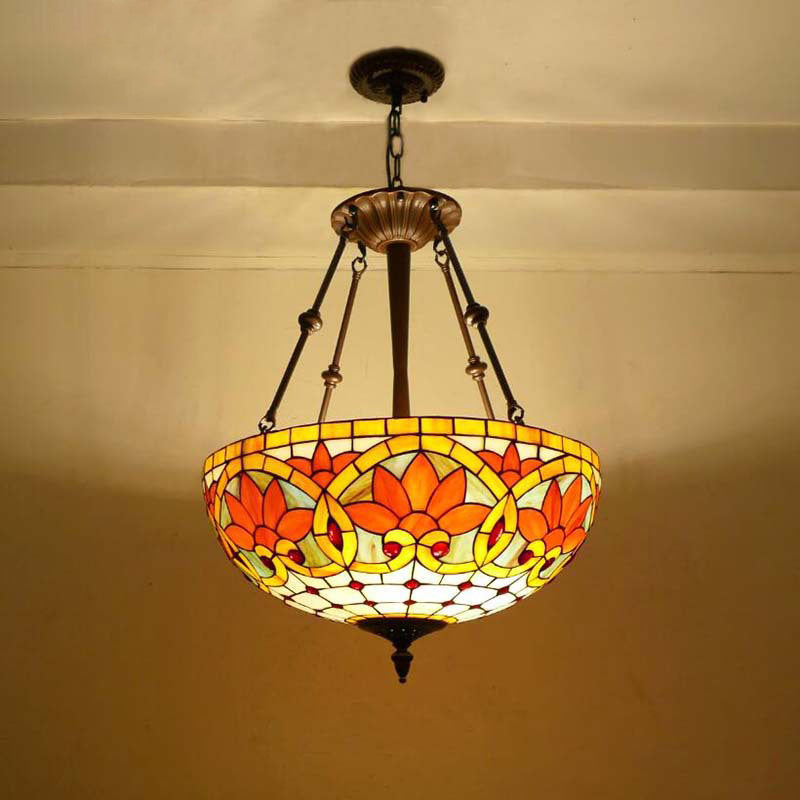 Suspension lumineuse à 5 lumières en métal et verre teinté de forme ronde avec motif de fleur Tiffany traditionnel pour chambre à coucher 