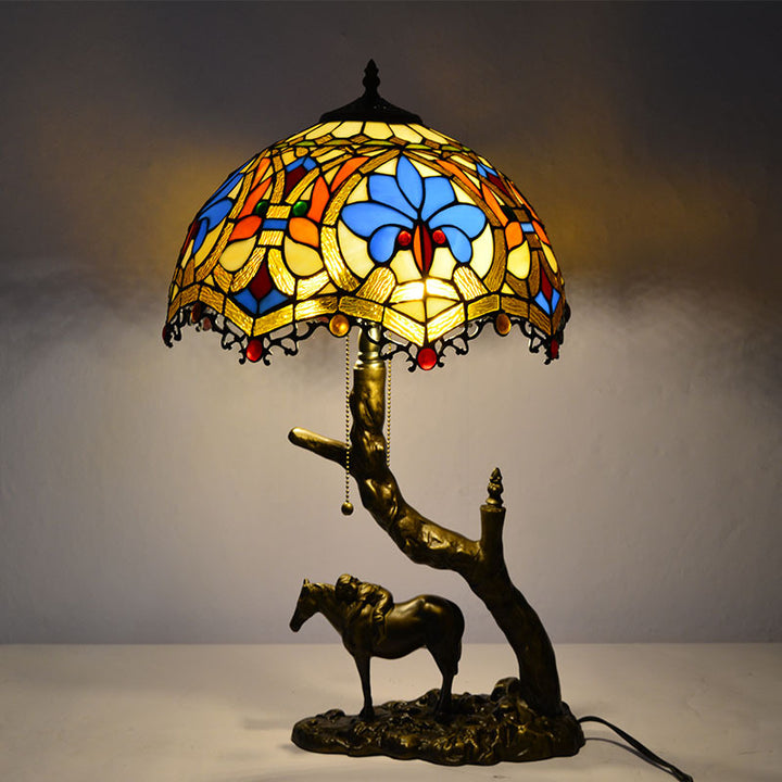 Lampe de table à deux lumières avec abat-jour en verre teinté en forme de cône rond traditionnel Tiffany en fer pour chambre 