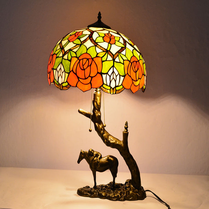 Lampe de table à deux lumières avec abat-jour en verre teinté en forme de cône rond traditionnel Tiffany en fer pour chambre 