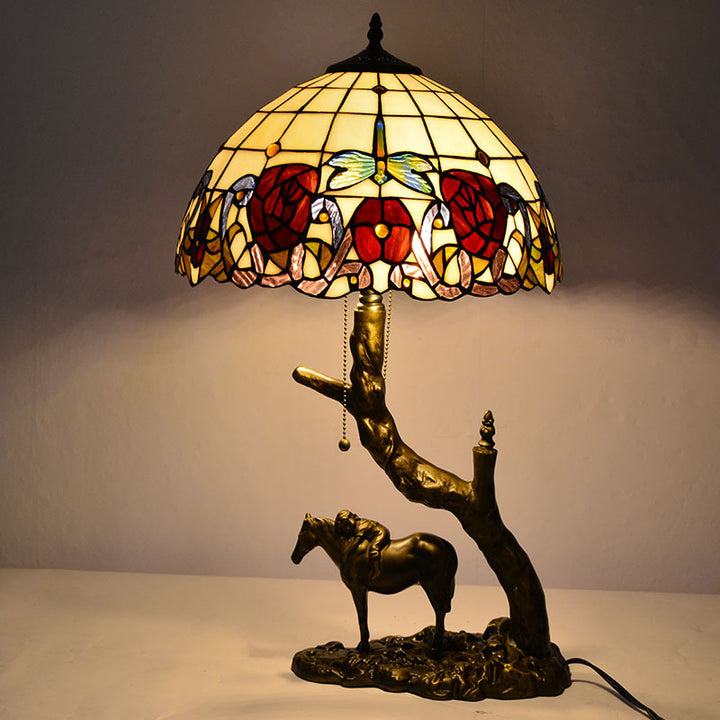 Lampe de table à deux lumières avec abat-jour en verre teinté en forme de cône rond traditionnel Tiffany en fer pour chambre 