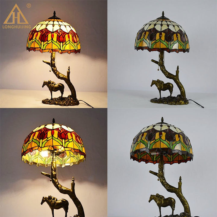 Lampe de table à deux lumières avec abat-jour en verre teinté en forme de cône rond traditionnel Tiffany en fer pour chambre 