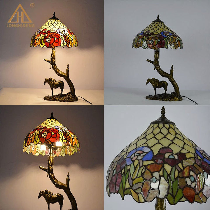 Lampe de table à deux lumières avec abat-jour en verre teinté en forme de cône rond traditionnel Tiffany en fer pour chambre 