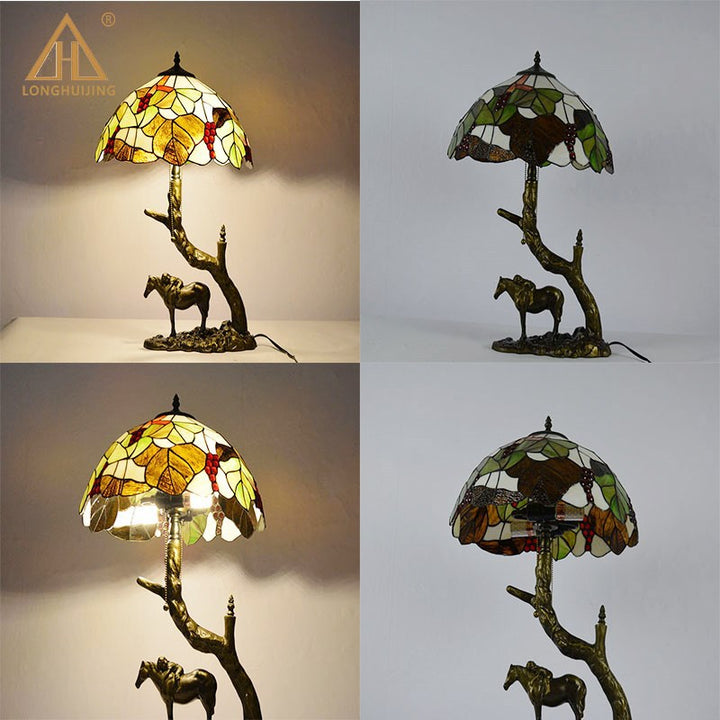 Lampe de table à deux lumières avec abat-jour en verre teinté en forme de cône rond traditionnel Tiffany en fer pour chambre 