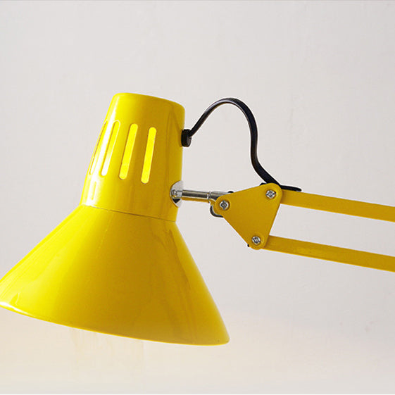 Lampe de sol contemporaine scandinave ronde en fer à 1 lumière avec pivot rétractable pour chambre 