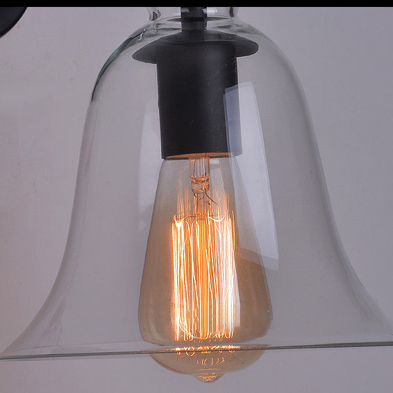 Lampe murale à 1 lumière en forme de cône en fer avec abat-jour en verre pour chambre à coucher 