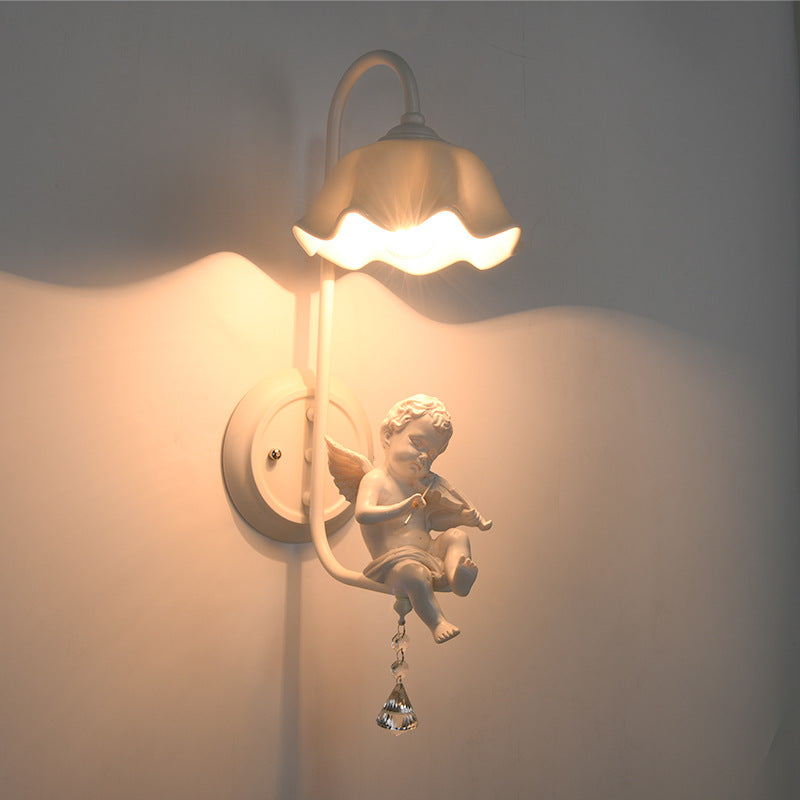 Lámpara de aplique de pared de 1 luz contemporánea creativa en forma de pétalo cilíndrico de hierro, vidrio, cerámica y resina para dormitorio 