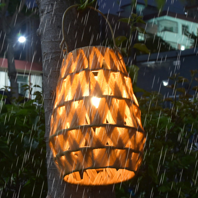 Lanterne en rotin étanche solaire créative contemporaine cylindrique ABS matériel LED lumière extérieure pour jardin 