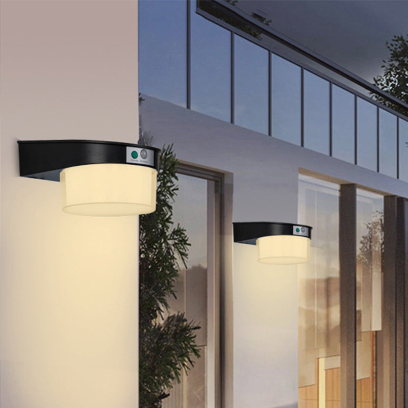 ضوء خارجي LED مقاوم للماء يعمل بالطاقة الشمسية بتصميم حديث بسيط مصنوع من الأكريليك ABS بشكل دائري مربع للحديقة 