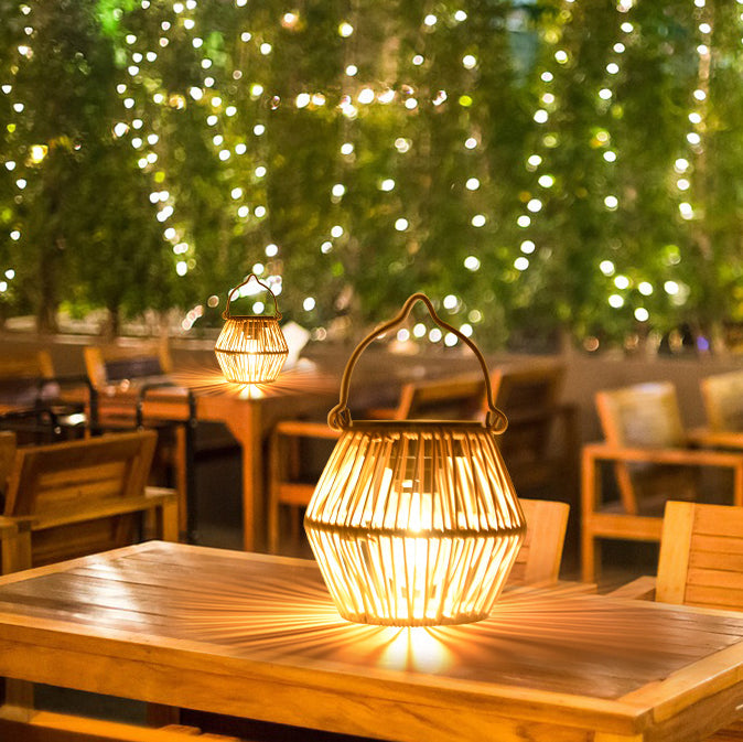 Lanterne solaire étanche minimaliste moderne ovale en matériel ABS LED pour extérieur pour jardin 