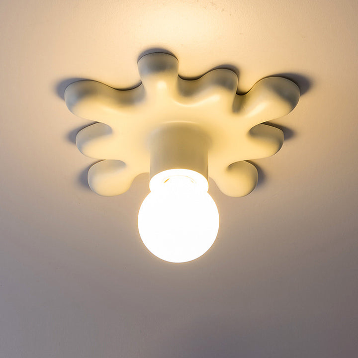 Modern Art Deco Sunflower Shape Resin 1-Light Wall Sconce Lamp For Bedroom