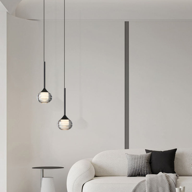 Zeitgenössische skandinavische runde Kugel-Kupferglas-LED-Pendelleuchte für Schlafzimmer 