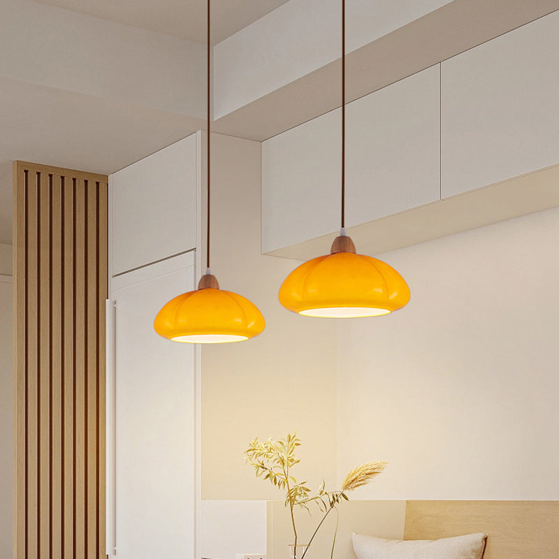 Zeitgenössische skandinavische Persimmon Runde Kegel Eiche Glas 1-Licht Pendelleuchte für Schlafzimmer 