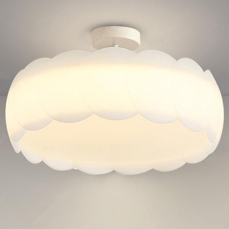 Luz de techo semi-empotrada contemporánea escandinava redonda de encaje crema de hardware PE para dormitorio 