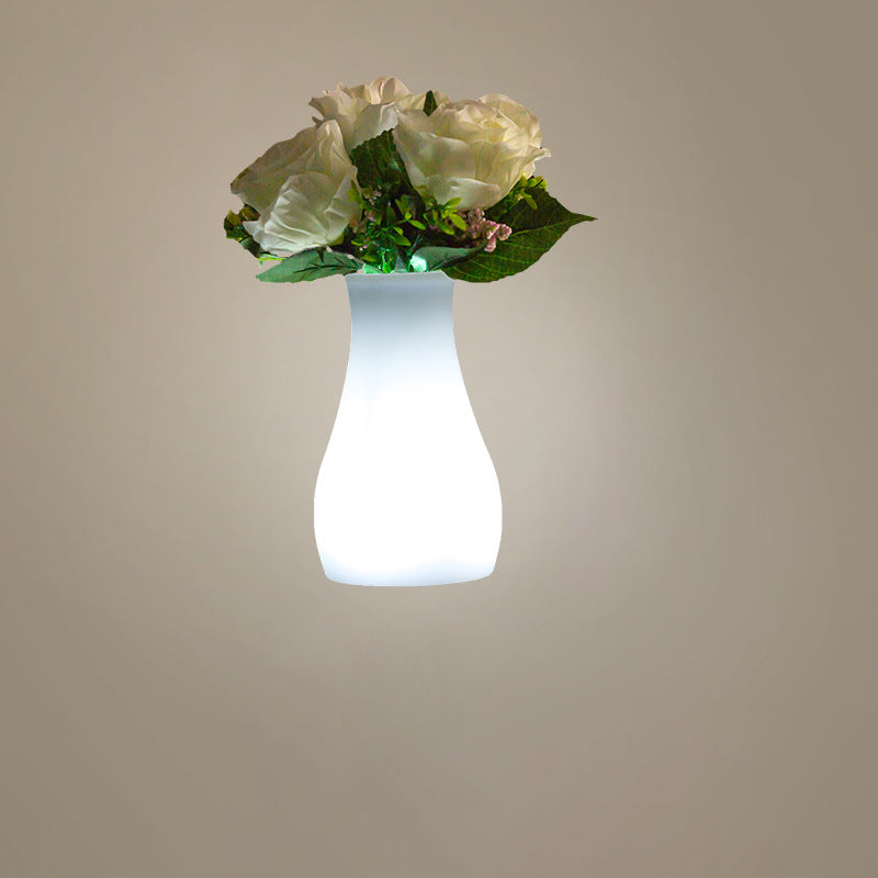 Lámpara de mesa LED de plástico PE cuadrada, cilíndrica, redonda, USB minimalista moderna para comedor 