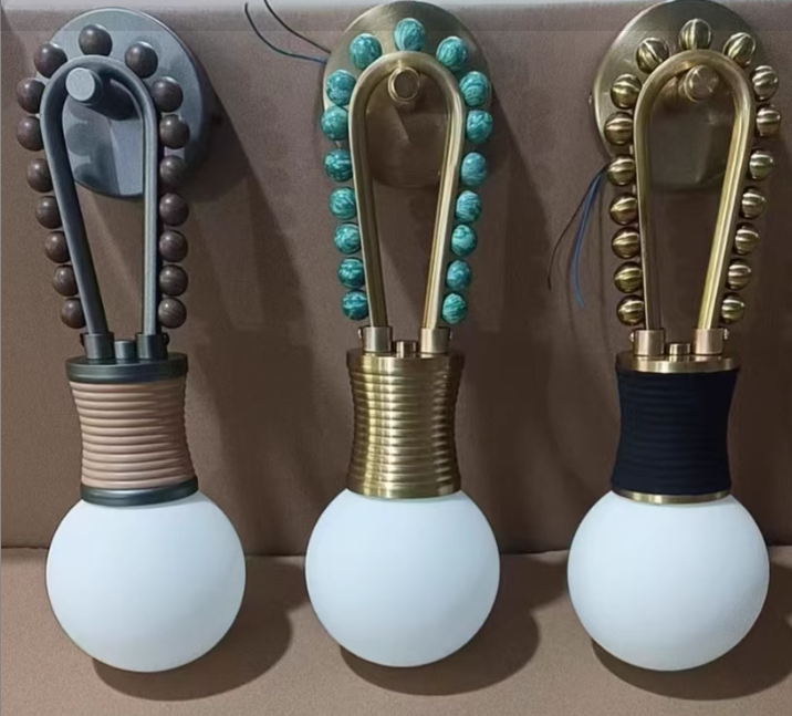 Lampe murale à une lumière en aluminium avec corde suspendue ronde traditionnelle française et globe en verre pour chambre à coucher 