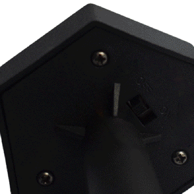 مصباح LED بلاستيكي خارجي مضاد للماء على شكل صبار وأناناس إبداعي معاصر للطاقة الشمسية للاستخدام الخارجي 