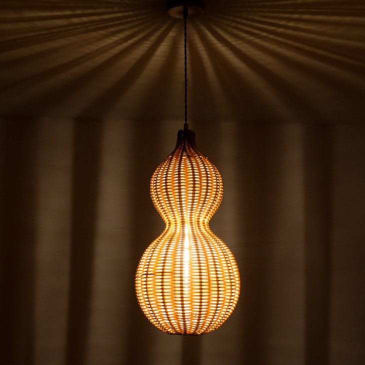 Suspension lumineuse contemporaine créative étanche en forme de gourde et cacahuète en rotin et acier inoxydable à 1 lumière pour l&