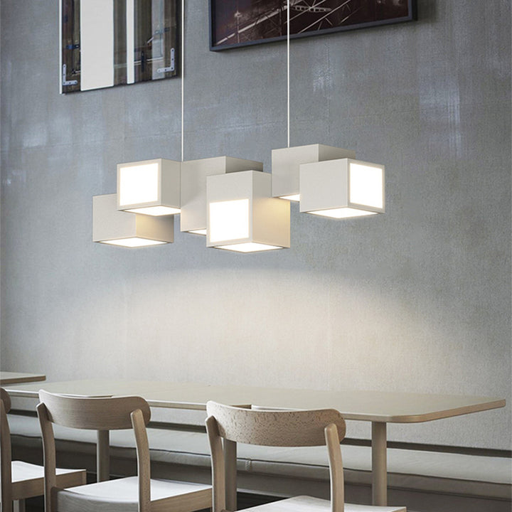 Lustre contemporain en forme de cube Rubik scandinave décalé carré en fer et acrylique LED pour salle à manger 