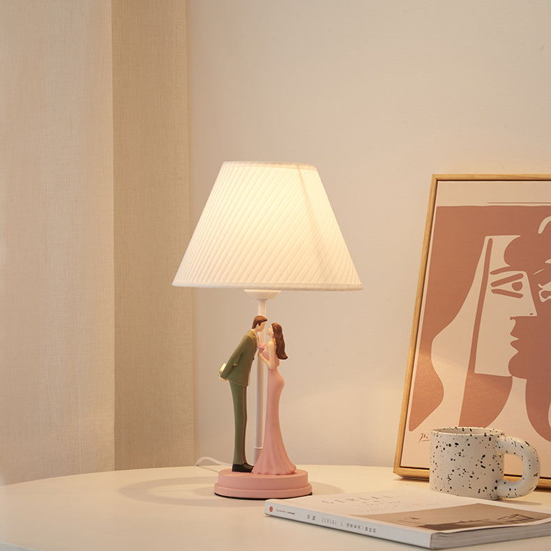Moderne Art Deco Hochzeits-Paar Runde Prisma Harz Eisen Stoff 1-Licht Tischlampe Für Schlafzimmer 