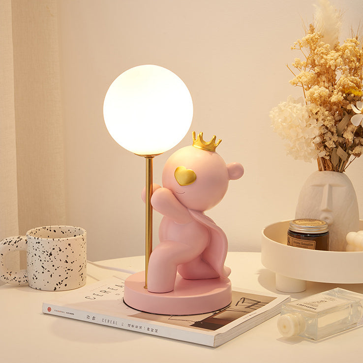 Zeitgenössische kreative Cartoon süße Kronen-Bär runde Harzglas 1-Licht Tischlampe für das Schlafzimmer 