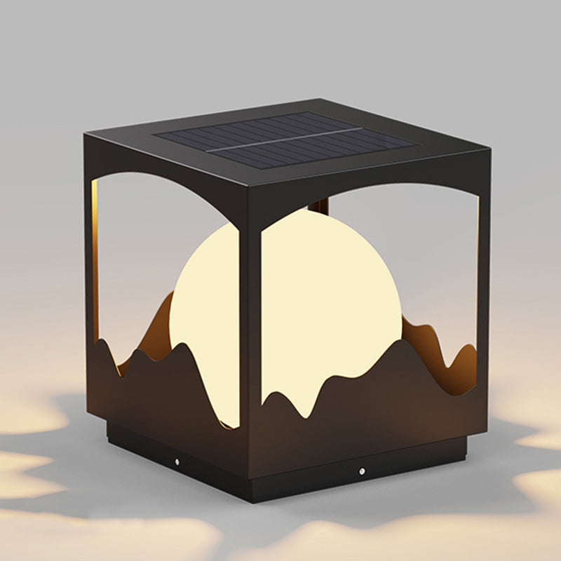 ضوء خارجي LED من الفولاذ المقاوم للصدأ PE على شكل مربع مقاوم للماء يعمل بالطاقة الشمسية بتصميم آرت ديكو الحديث للاستخدام الخارجي 