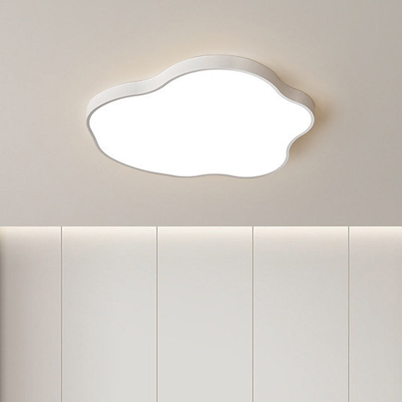 Plafonnier LED en forme de nuage minimaliste moderne en fer et acrylique pour chambre à coucher 