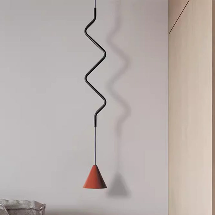 Zeitgenössische skandinavische runde Kegelwelle Eisen Aluminium 1-Licht Pendelleuchte für das Schlafzimmer 