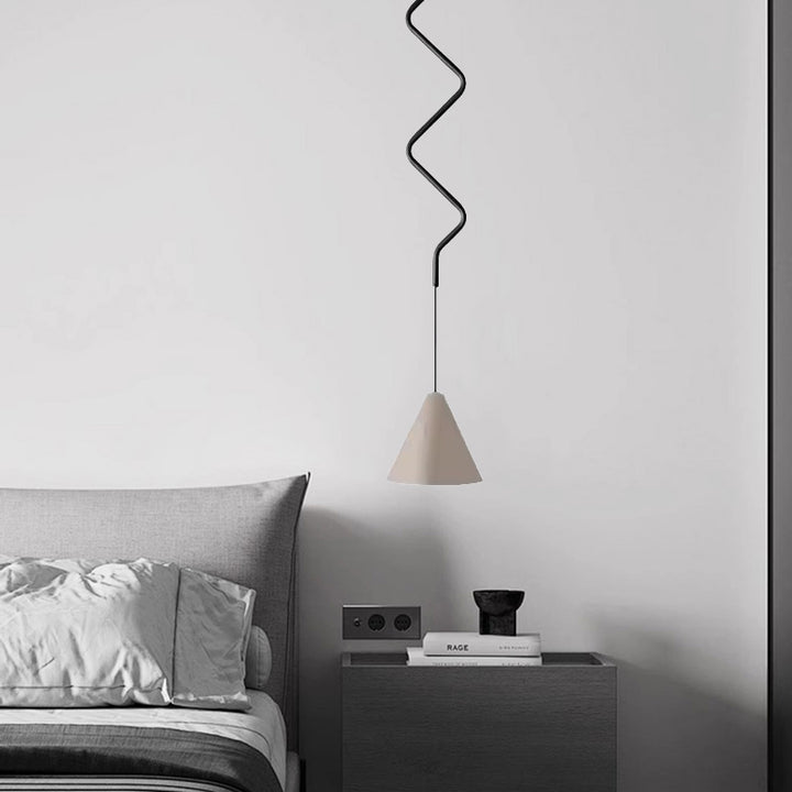 Zeitgenössische skandinavische runde Kegelwelle Eisen Aluminium 1-Licht Pendelleuchte für das Schlafzimmer 