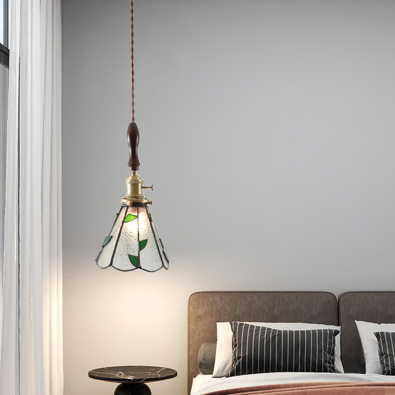 Moderner Art Deco Kegelprisma Kupferglas 1-Licht Pendelleuchte für das Schlafzimmer 