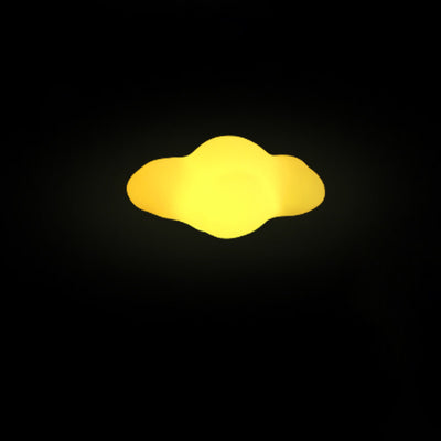Lumière extérieure LED en forme de nuage en PE étanche à l'eau solaire Art Déco moderne pour l'extérieur 