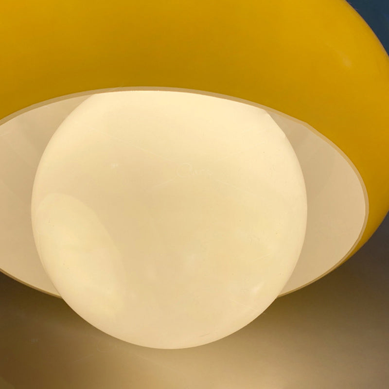 Zeitgenössische skandinavische runde Glas-Hardware-Pendelleuchte mit 1 Licht für das Esszimmer 