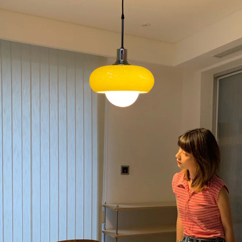 Zeitgenössische skandinavische runde Glas-Hardware-Pendelleuchte mit 1 Licht für das Esszimmer 